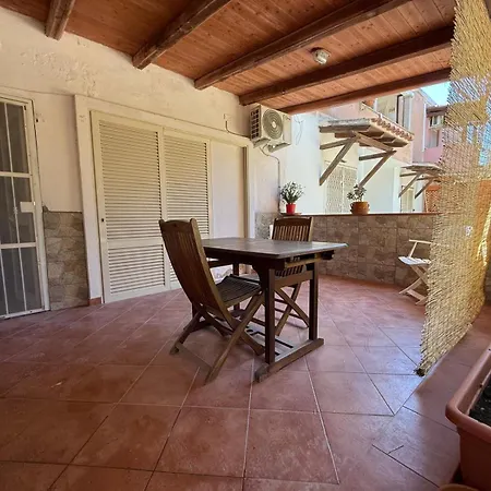 Brorent - Sa Domo E Su Sole Holiday home